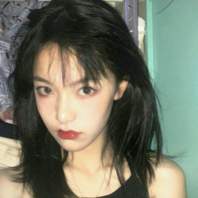 15张高清霸气社会女生网图头像 好看的女生头像合集