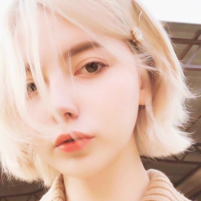 14张高清洋气女生微信头像 个性又好看