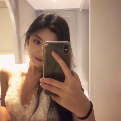 手机控女生看过来！14张个性QQ女生头像安排上了