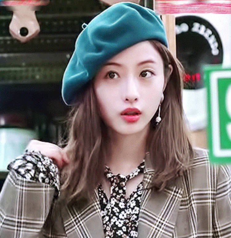 美女戴贝雷帽VS我戴贝雷帽