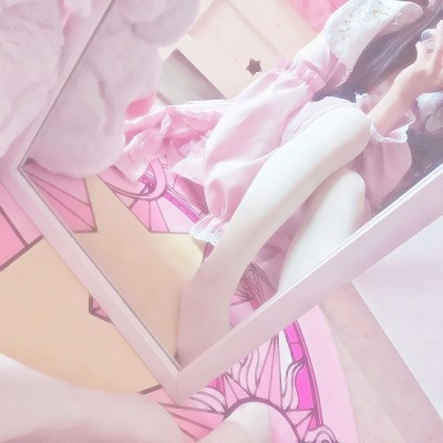 满满少女心！16张高清粉色系女生头像合集