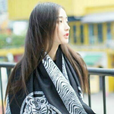 17张高清简约文艺风女生头像 氛围感拉满