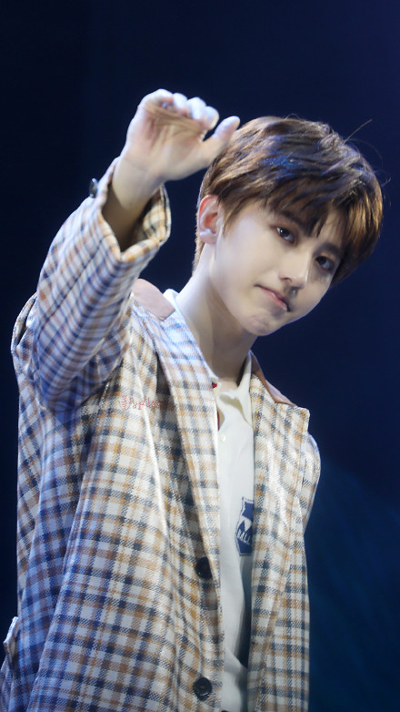 蔡徐坤专属壁纸合集来了