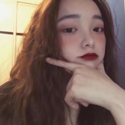 29张搞怪又时髦的逗比女生头像 高清好看还带潮感