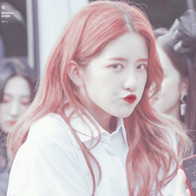 24张高清女生闺蜜单人头像 当下超流行的闺蜜头像合集