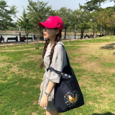 15张高清好看的森系文艺女生微信头像，清新感拉满