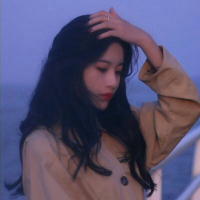 18张高清伤感意境侧面女生头像 合集整理