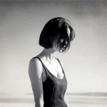 18张高清黑白伤感女生头像 适合当QQ头像的精选图