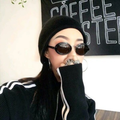 33张高清好看的微商美女头像 适合做微商的吸睛头像