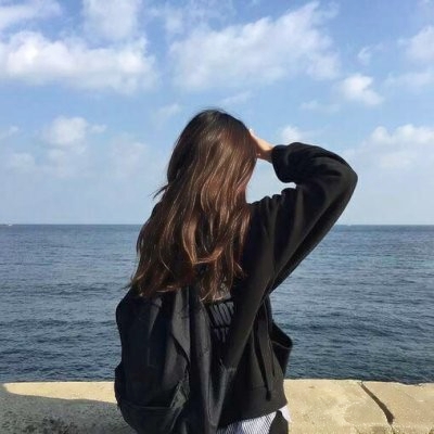 12张高清小清新背影女头 氛围感拉满的女生头像合集