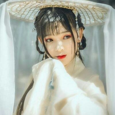 25张高清古风真人女头 小清新中国风女生头像