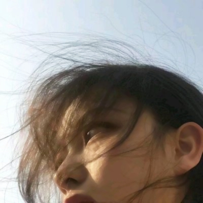 30张高清好看的个性时尚美女头像合集