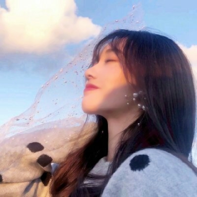 18张高清伤感意境侧面女生头像 合集整理