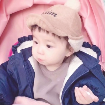 34张可爱萌娃闺蜜头像 一人一张高清无水印