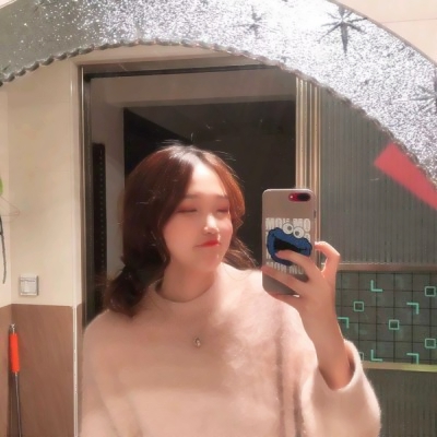 气质个性潮流魅力女头像 33张高清时尚女生微信头像合集