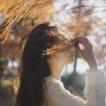 21张氛围感拉满的意境女生头像 高清好看又治愈