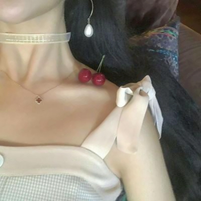 流行的QQ女生部位头像 高清好看的26张素材合集