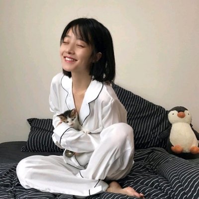 32张高清短发女孩头像合集 好看的女生头像精选