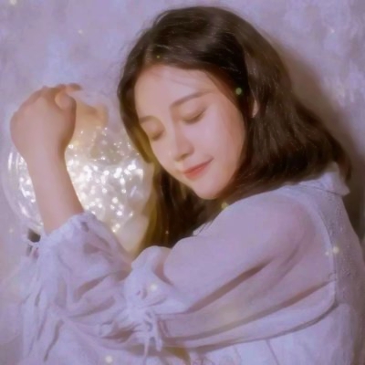 适合女生用的微信头像！36张高清好看的美女头像合集