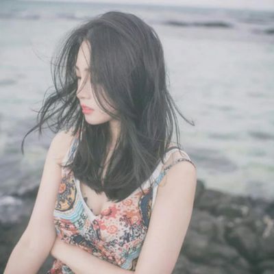 16张高清伤感寂寞女生头像 适合分享emo情绪