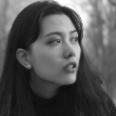 9张高清黑白颓废女生头像 带着孤独感的伤感头像合集