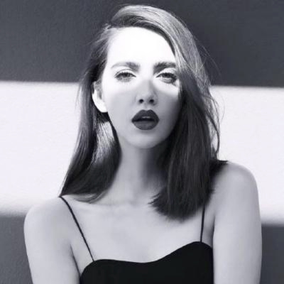 超拽又霸气！22张高清女生黑白头像合集
