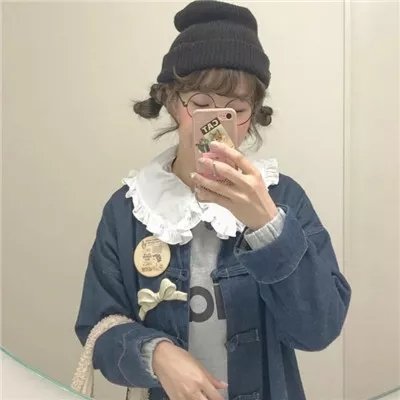 23张霸气手机挡脸女生头像 高清手机控女生头像合集