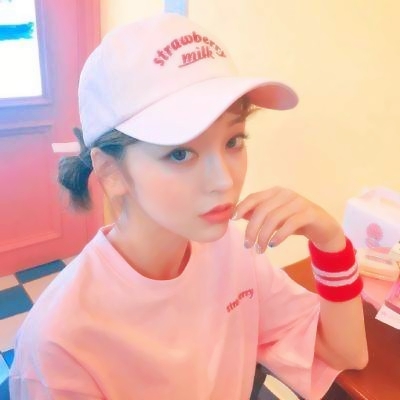 34张高清真实感成熟气质女生头像合集