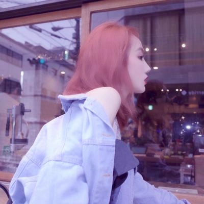 19张高清好看的女生侧面唯美QQ头像合集