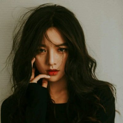 36张高清欧美范女生微信头像 氛围感直接拉满