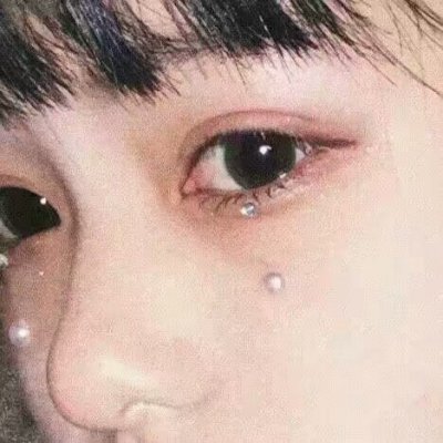 25张高清好看的近脸女生头像合集