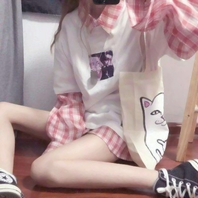 女生露腿QQ头像合集 33张高清性感款上线