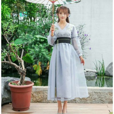 12张高清好看的古风真人女生头像合集