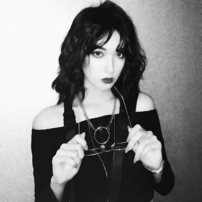 36张高清黑白高冷女生头像合集 自带清冷氛围感