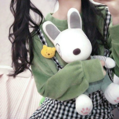 13张高清可爱女生网图头像合集 软萌氛围感拉满