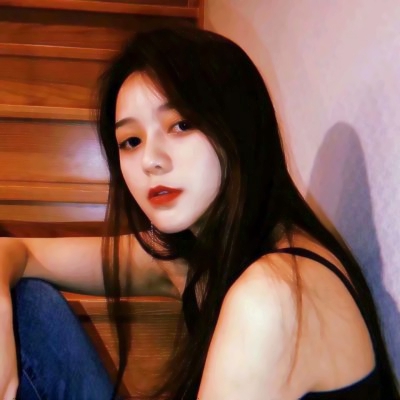 24张高清伤感女生真人头像 当下流行的氛围感头像合集