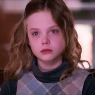 14张高清个性美国女生头像合集