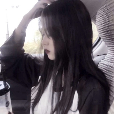 女生QQ头像合集：霸气高冷又带点超萌感的38张头像