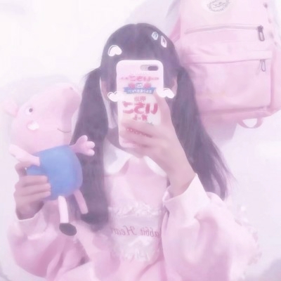 16张可爱手机控女生头像 高清又好看