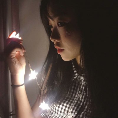 28张高清抑郁系伤感女生头像 氛围感拉满