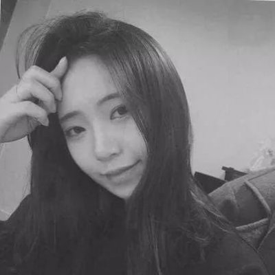 微信黑白伤感女生头像来啦，22张高清图可直接下载