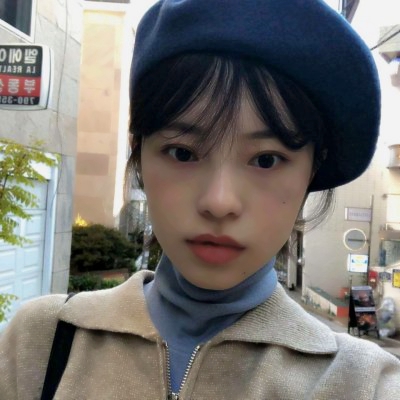 34张高清城市风时尚女生头像 好看又潮流