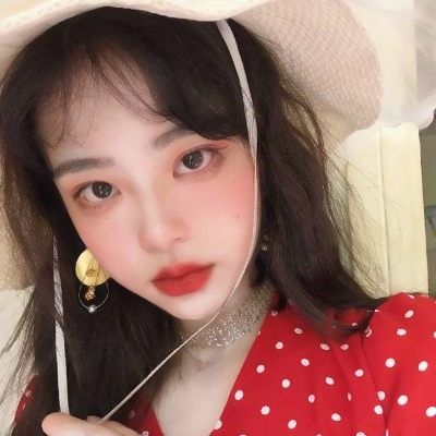 21张高清好看的戴帽女生头像 当下超流行的头像素材