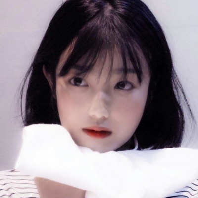 21张高清真人小清新女生QQ头像 直接用就好看