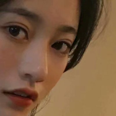 25张高清好看的近脸女生头像合集