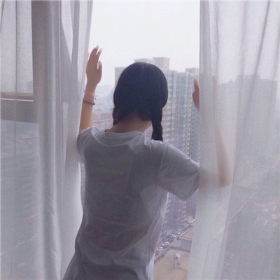 22张高清好看的女生背影唯美头像合集