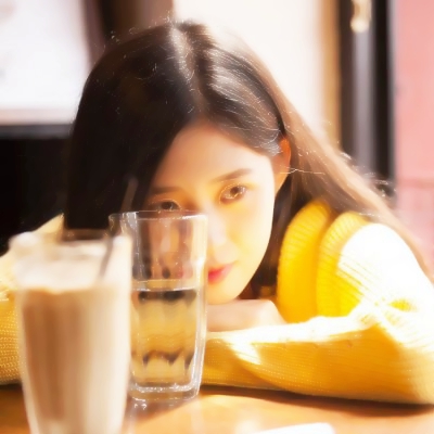 22张温柔感拉满！文艺小清新女生头像合集