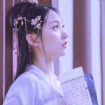 12张干净清爽的白色系清纯女生QQ头像合集
