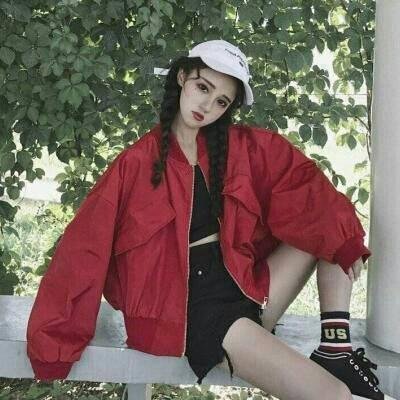 女生红色系QQ头像来啦！16张高清时尚范的潮流女头合集