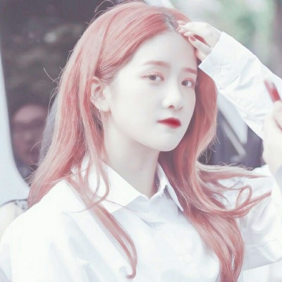 24张高清女生闺蜜单人头像 当下超流行的闺蜜头像合集